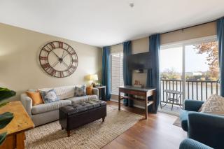 Riverfront Condo Near Downtown - 0