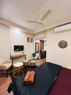 Elite Studio Nr India Expo Mart - 4