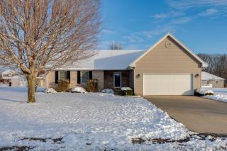 Boat, Hike and Fish All-Season Liberty Home with Yard - 9