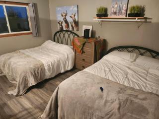 Lakeside Village Park Motel - 8