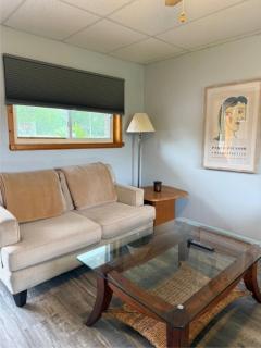 Lakeside Village Park Motel - 3