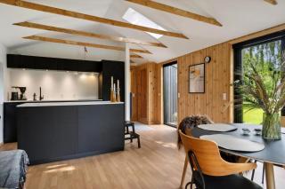 Newly Renovated Holiday Home Near Torndal Beach - 6