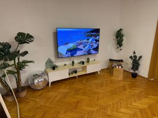 The Art Ceiling Loft at Main Square - 6