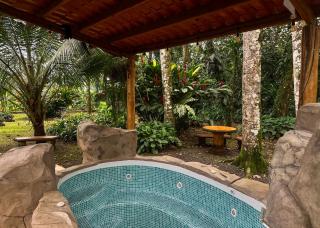 Cabin with private tropical forest - 7