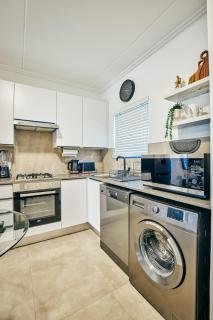 Stylish 1 Bed Garden Unit Power Backup - 9