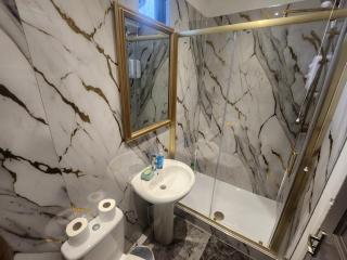 Luxury Cottage Stay Rooms Free Wifi Old Trafford Manchester - 6