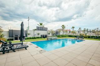 Stylish 1 Bed Garden Unit Power Backup - 2