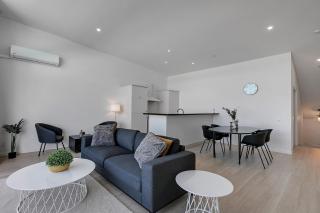 Princes Wharf Amazing 2 bedroom Free Parking - 1