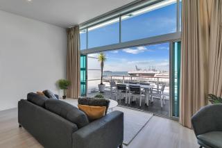Princes Wharf Amazing 2 bedroom Free Parking - 0