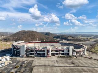 New 3BR Raceday Retreat - Steps from Speedway - 5