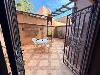 Gueliz 2 BR Duplex - Terrace - Wi-Fi - Train station - 9