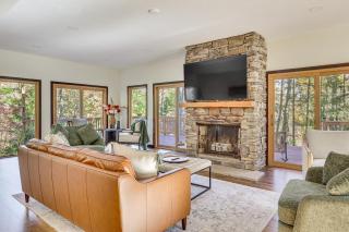 Trails, Wine and Events! Cuyahoga Falls Retreat - 9