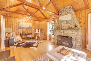 Trails, Wine and Events! Cuyahoga Falls Retreat - 8