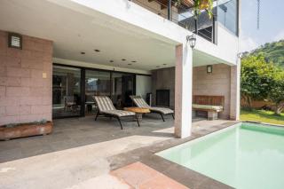 Stunning home in Valle De Bravo with lake view - 2