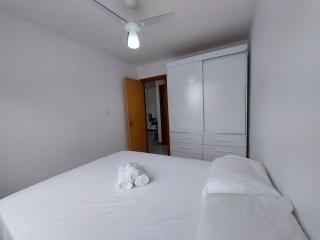 Apartamento 2 quantos com ar condicionado na quadra da Praia de Itaparica - Vila Velha - 6