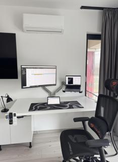 Minimalist & Spațios, Priveliște Parc, Lângă Metro - Boekarest - 4