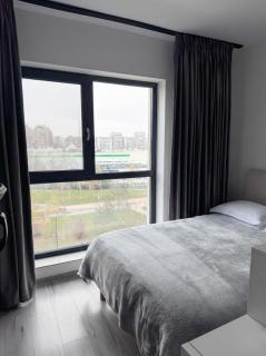 Minimalist & Spațios, Priveliște Parc, Lângă Metro - 2