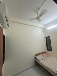 Hotel Madhav bhakta nivas - 1