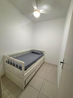 Apto 3 dorms no Boqueirão. Quadra da Praia . - 4