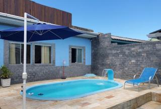 Casa com piscina próxima a praia - 1