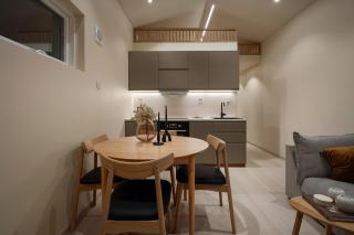 ARCTIC HOMES - Aurora Skyhouse - 7