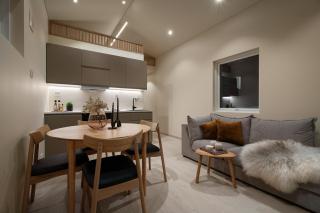 ARCTIC HOMES - Aurora Skyhouse - 1