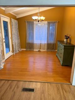 The Barbour Street Retreat 3 BD 2 BA House Downtown - 2