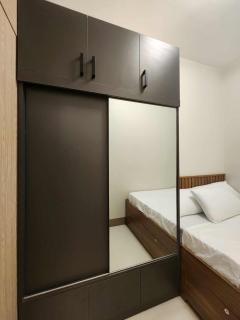 Cozy and Luxurious Condominium - 6