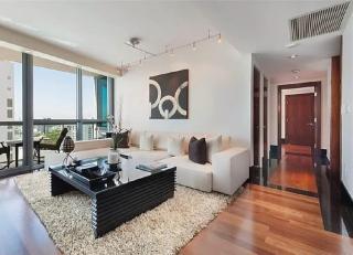Modern Two-Bedroom Condo With Balcony Near Beach - 9
