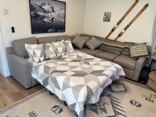 Fireside Condo at the Village - Remodeled - 7