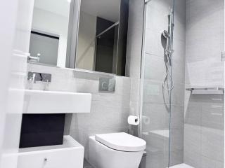 Modern 2 Beds 2 Baths southerncross station skybus - 8