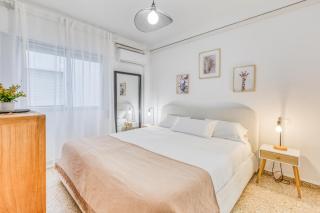 Hanami Avenida de España Beach Front - Mountain View - 1