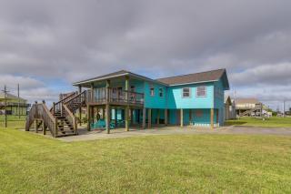 Steps to Sea! Crystal Beach Home w/ Furnished Deck - 0