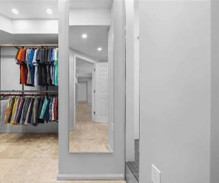 Bright 3-Bedroom Waterfront Retreat With Scenic Views - 4