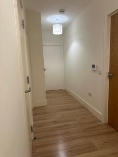 Modern-Spacious Dublin Apartment - 2