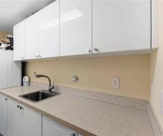 Modern Three-Bedroom Oceanview Apartment With Private Balcony - 1