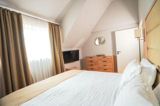 The Nest Beneath The Citadel - 5 min from City Square - 1