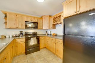 Pool Access North Shore Gem Near Beaches and Trails - 2