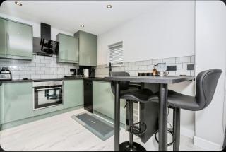 Stunning, Newly Refurbished 1-Bedroom Flat in Gravesend - 2