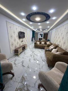 شقه فندقيه مكيفه علي البحر منطقه العصافره - 2