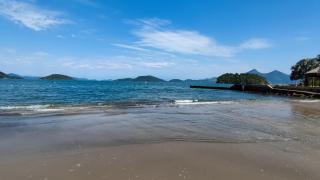 Duplex com Hidro em Condomínio Luxo com 3 Praias - 4