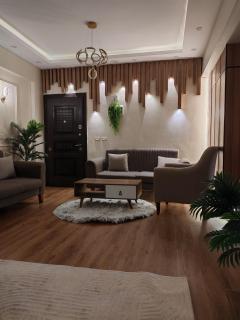 شقه مفروش بمدينة العبور - 1