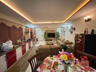 Cozy Hill View 2 Bed Apartment w Balcony - 5