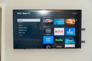 Hook Em Horns! 12 mins to Downtown Austin - 5