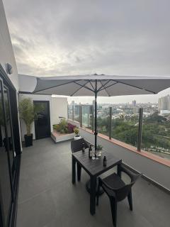 Luxury Duplex on the 15th Floor with Terrace - 0