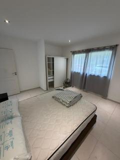 Alquilo departamento de 3 ambientes - 9