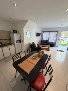 Alquilo departamento de 3 ambientes - 3