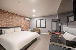 Gunsan May - Sinp'ung - 5