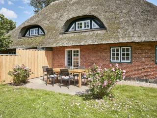 Holiday home in Göhl with swimming pool - 7