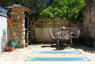 Apartments by the sea Makarska - 15200 - 2